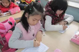 草根作家杨正夫乡土作品选集（四）勤劳的“小蜜蜂”文/杨正夫图片