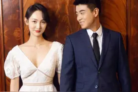 闫博雅的故事：23岁与王皓相恋，生下两个儿子，放弃事业专注家庭图片