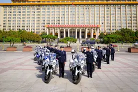 西安新城公安 | 3.8特辑——警营花开 秀出女王范儿 最美最飒警花视频来喽图片