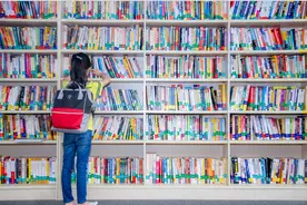 假期里，带孩子去这8个地方走一走，丰富孩子的视野图片