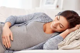 怀孕前期有时小腹会疼，就跟痛经差不多，这是什么原因？图片