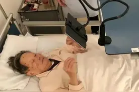 曝杨振宁百岁寿宴后摔倒住院，躺病床苍老憔悴，46岁翁帆贴身照顾图片