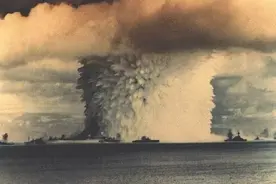 日本排放核污水，美国睁一眼闭一眼，心知理亏，怕人提马绍尔旧事图片