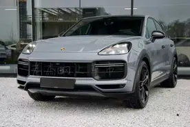 2022款保时捷卡宴GT亮相！性能超越X6，颜值暴增，真帅气图片