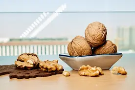 花生、核桃也可能成为“致癌果”！家中有的别心疼，快点扔图片