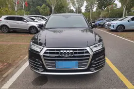 奥迪Q5L开三年贬值20万，一查保险疑问连连，车主这波操作真不亏图片