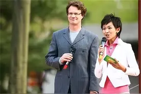 56岁大山近照，妻子原来是个重庆妹子，很漂亮图片