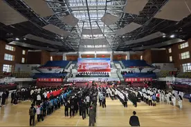 2023年甘孜州“双拥杯”全民健身职工篮球联赛今日开赛!图片