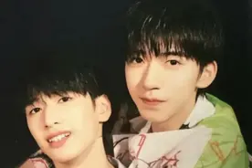 翔霖：最后严浩翔成了贺峻霖的首选，贺峻霖成了严浩翔的必选图片