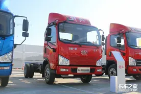 轻卡卧铺都有1米多宽！这4款蓝牌车哪个睡得最舒服？图片