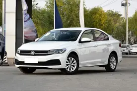 花8万元，买辆最低配的大众宝来，到底值不值？图片