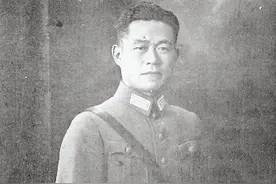 淮海战役中，47岁的邱清泉被击毙，留下的6个子女后来去向何方？图片