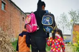 7岁哥哥带着5岁妹妹离家出走，背后故事让人泪奔图片