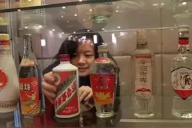 白酒完好未拆，放10年还能喝吗？酿酒师给出明确答案，建议了解图片