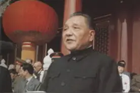 1979年，对越自卫反击战开战在即，邓公为何紧急换掉西线总指挥？图片