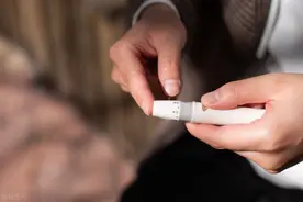 身体出现4种症状，可能是糖尿病正在恶化，并发症紧随其后图片