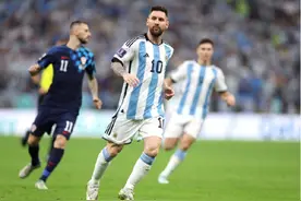 阿根廷闯入决赛！梅西成队史射手王，阿尔瓦雷斯双响，主帅：输给沙特后，我们把每场比赛都当决赛图片