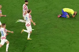 世界杯疯狂一夜：3-5！巴西队点球大战崩盘！克罗地亚门将神奇扑点图片