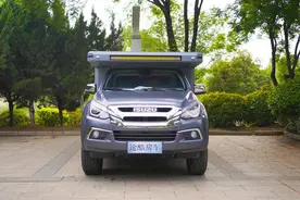 三张床铺｜能下地库｜可上高山，途酷房车神行太保DAMX硬升顶款图片