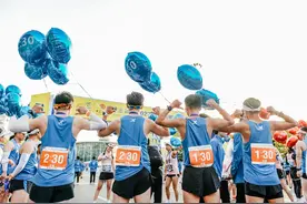 马拉松赛场上，“兔子”的学问。图片