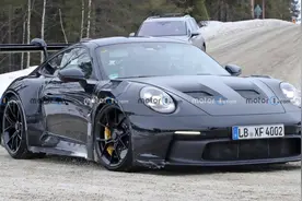 买不到也买不起的那个它，新款保时捷911 GT3 RS正在冬测图片