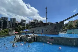 消夏解暑还是恶心想吐，小区露天泳池到底爽不爽？图片