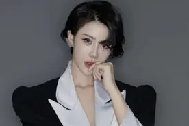 沉寂一年多的网红安若溪，因瞒报千万收入，漏税被罚6万引发关注图片