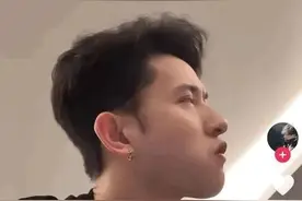 把怀孕妻子打到流产，还自以为很帅？呸！恶心图片