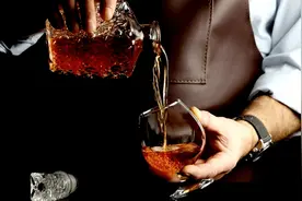 干货丨今天我们来聊白兰地图片