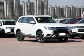 16万提了辆三菱欧蓝德，开了3580公里，车主说出真实用车感受图片