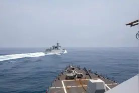 突发！美国执法船穿越台海，24小时不到，我39支海空力量奔赴台湾图片
