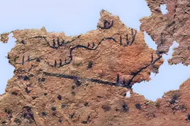 甘肃老汉林间解手没带纸,谁料随手抓张纸片,中国多出两项世界纪录图片