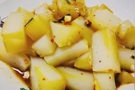 家常拌凉粉，爽滑劲道，一看就会图片