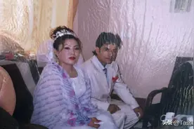 99年，山东女孩远嫁阿富汗小伙，生育4个孩子，帮助丈夫身家千万图片