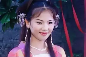 条件不符就别硬演，8位翻拍经典的演员，一个比一个拉垮，太辣眼图片