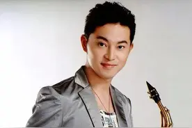 军艺五位校草，魔咒、离婚、官司缠身，就剩杨洋坚持图片