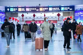 ​沈阳为选择火车出行的旅客全力护航图片