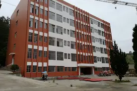 大学里的“阴间宿舍”你见过吗？网友：可以接地气，但不能接地府图片