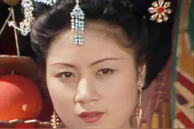 黄梅戏“女皇”马兰，年轻时珠圆玉润，老了也优雅端庄，太气质图片