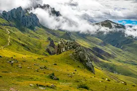 西藏的这一处自驾探险地，被誉为“天空之城”，传说有缘人才能进图片