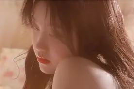 女人发出的这三种信号，其实是暗示你追她，你懂了么图片