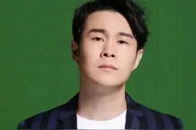 背叛恩师，耍大牌，不见钱不上场，小沈阳最后怎么样？图片