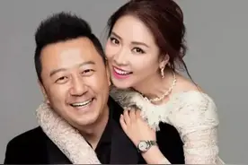 演员郭涛，因为拍戏娶小17岁娇妻，如今儿女双全无绯闻，令人羡慕图片