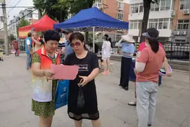 【文明青岛随手拍】清运建筑垃圾，随手拍来帮忙！——市北区湖岛街道依托“随手拍”共建美丽家园图片