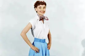 奥黛丽带火的“伞裙”，今年还在流行，遮肉显瘦不说，特显气质图片