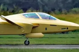 揭秘中国新款歼-20，美国800架F-35都是单座，我国为何研制双座图片