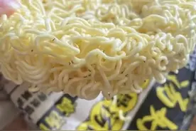 方便面吃出蚂蚁，白象“野性消费”还能维持吗图片