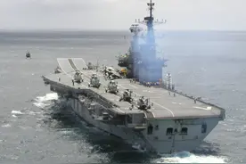 想要领先中国？印度第一艘国产航母的战斗力，和我国比谁强谁弱图片