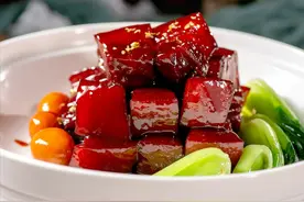 红烧肉这样做太好吃了，肥而不腻，入口即化，炖了两斤不够一次吃图片