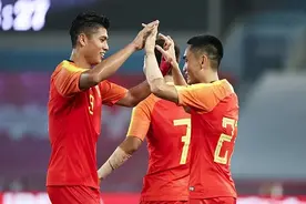 刮目相看！U23国足逼平亚洲豪门球队：给中国男足争脸了图片